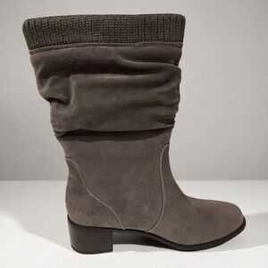 JF J. Ferrar Shana Style Gray Suede Boots - Size 7 1/2